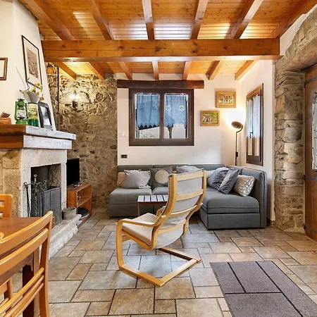 Tra E Monti Holiday home Dizzasco