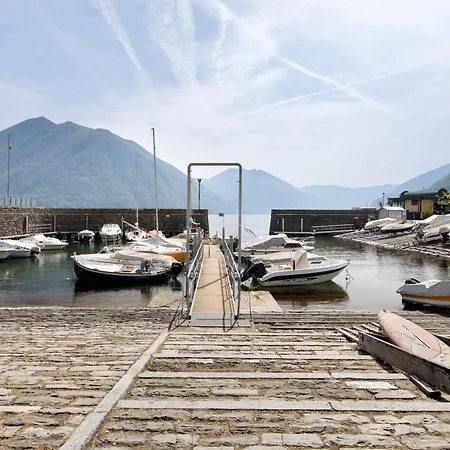 Holiday home Tra E Monti *