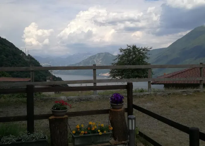 Tra E Monti *