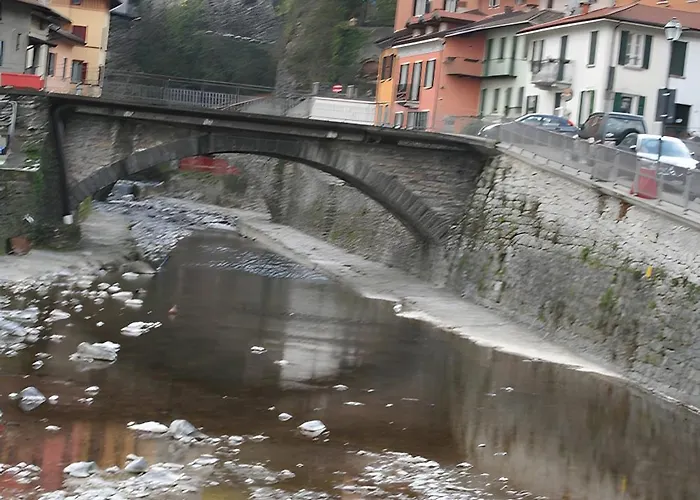 Tra E Monti Semesterbostad Dizzasco
